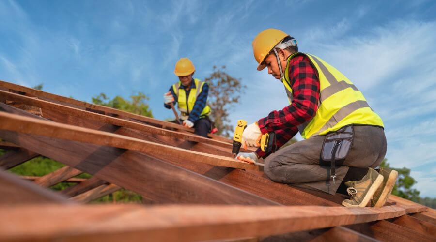Expert Emergency Roof Repairs services in Tracy, IA